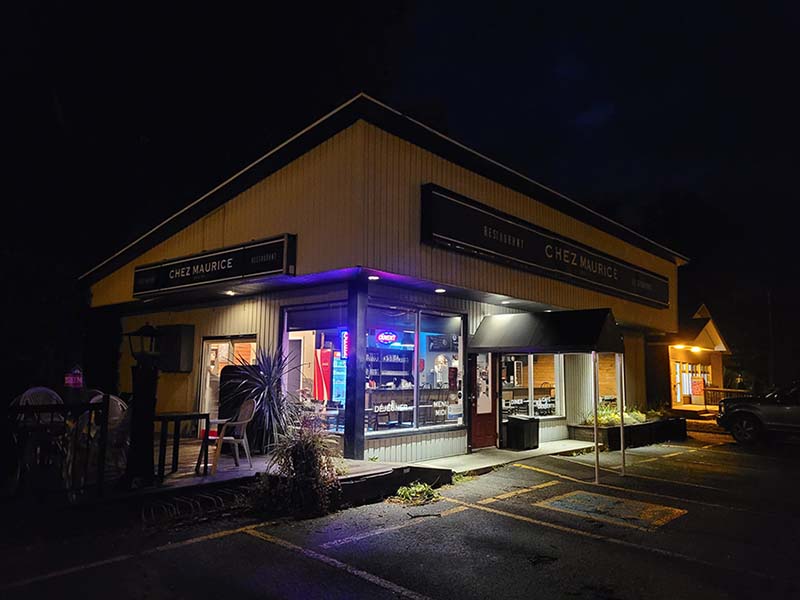 Pizza Restaurant Ayer's Cliff